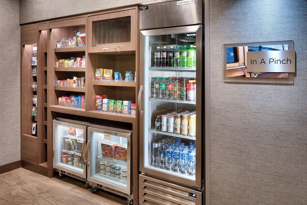 TownePlace Suites by Marriott Los Angeles LAX Hawthorne - photo 32