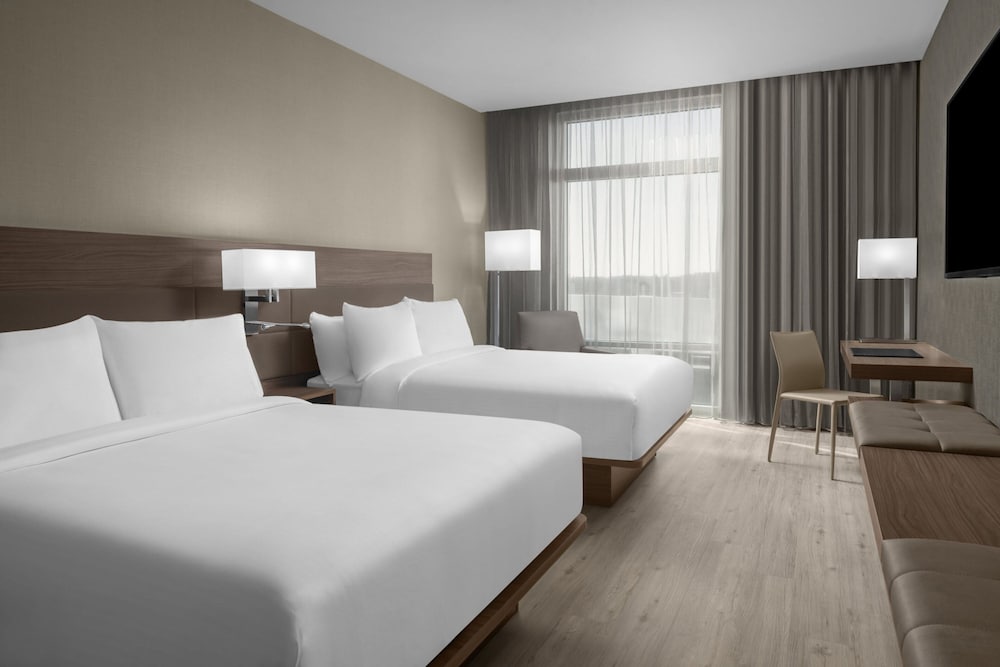 AC Hotel Charlotte Ballantyne - photo 16