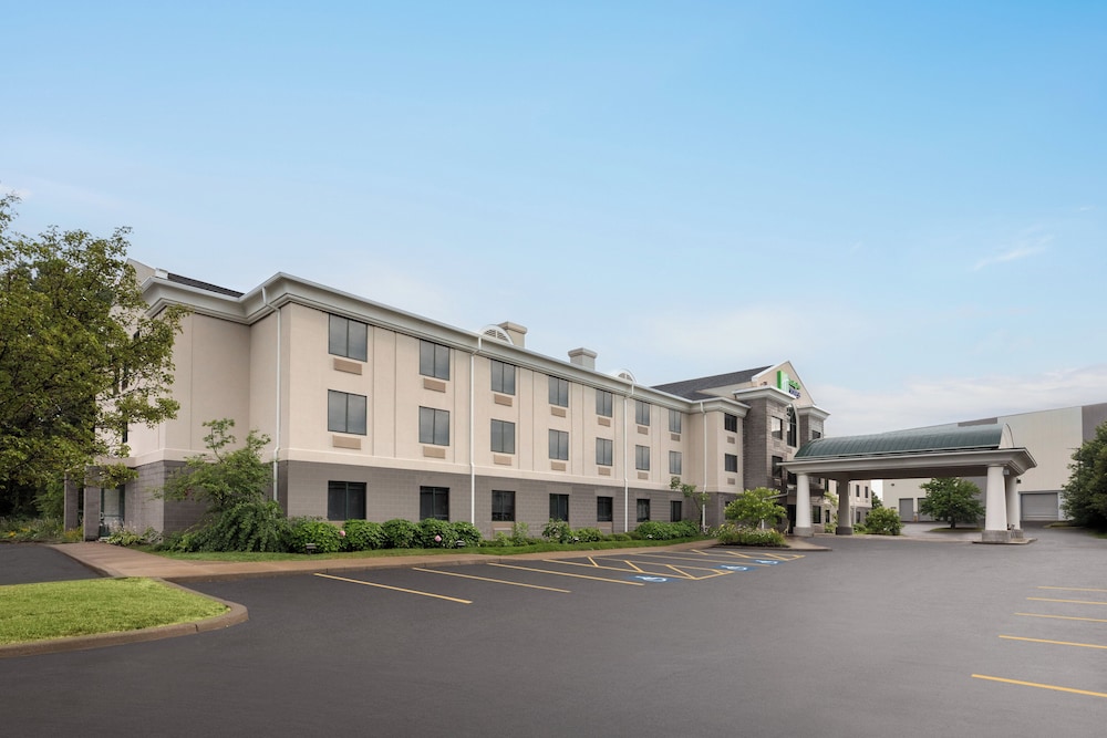 Holiday Inn Express Syracuse Airport by IHG - photo 43