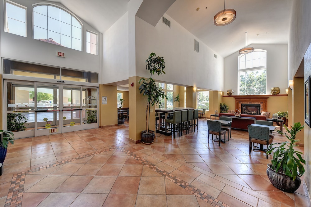 Holiday Inn Express Hotel & Suites Manteca by IHG - photo 50