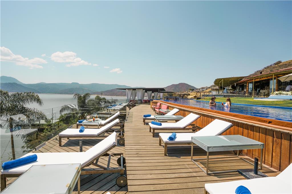 El Santuario Resort Pool Deck