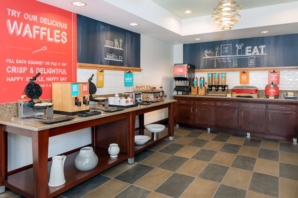 Hampton Inn South Plainfield Piscataway - photo 18