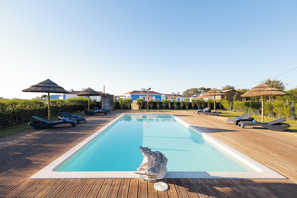Monte do Cerro - carbon neutral hotel in Porto Covo
