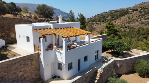 Haroupia Hillside Villa — 4-Star Luxury Hotel in Kalymnos, Greece