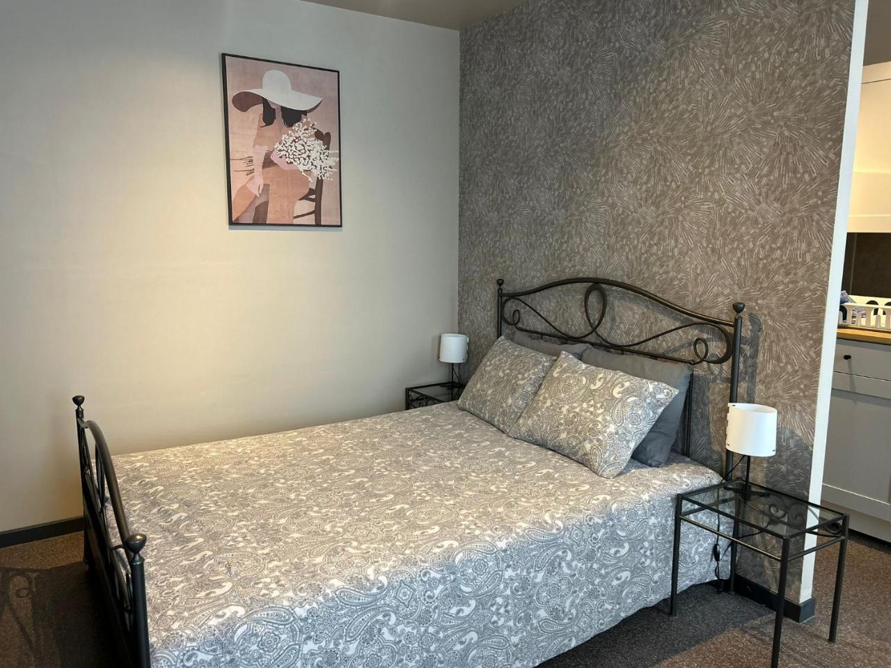 Les petits nids de Nina 4 - last minute hotel in Unknown City