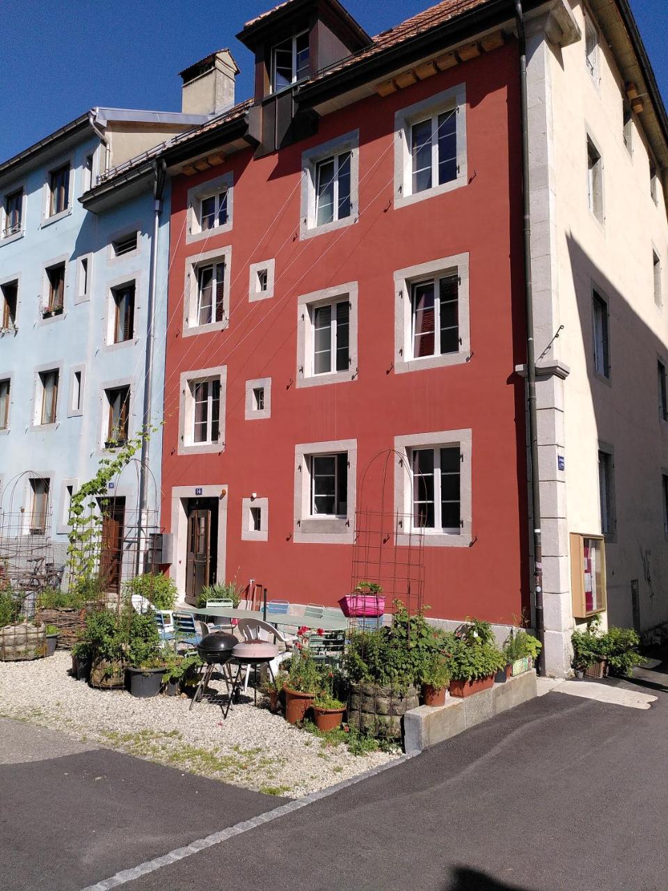 La Coquille 21501799 — La Chaux De Fonds