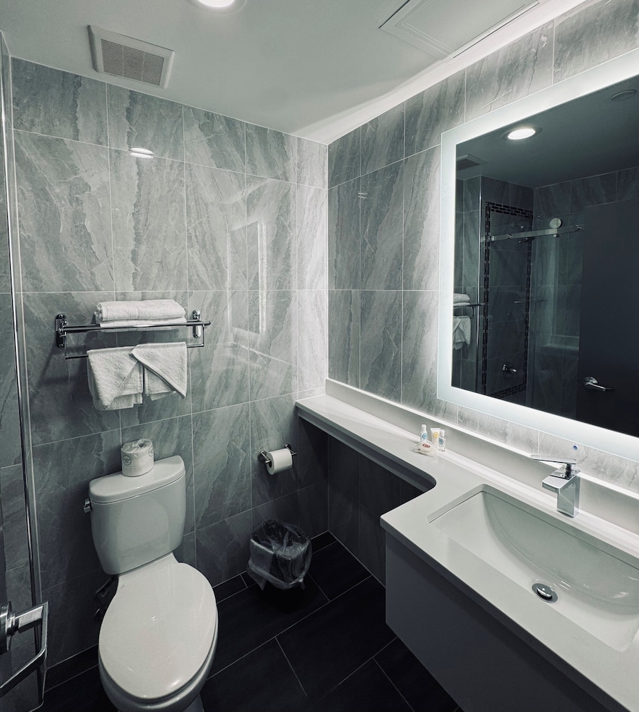 Capital Hotel - photo 12