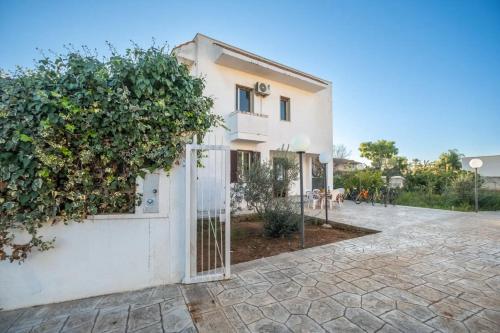 Casa Perla Ac Wifi Porto Cesareo — 4-Star Luxury Hotel in Porto Cesareo, Italy