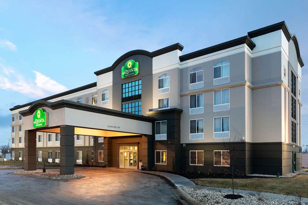 La Quinta Inn & Suites Omaha Airport Downtown - featured photo