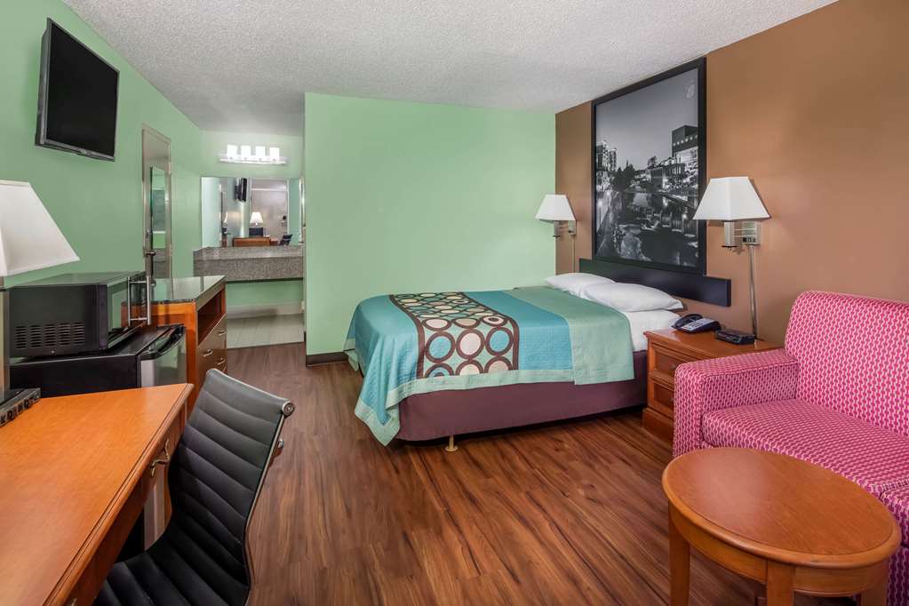 Super 8 by Wyndham Gaffney - photo 17