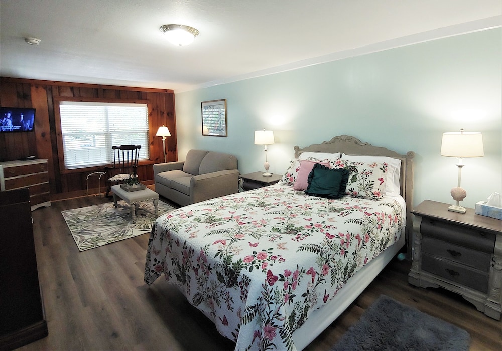McKinley Edwards Inn - photo 12