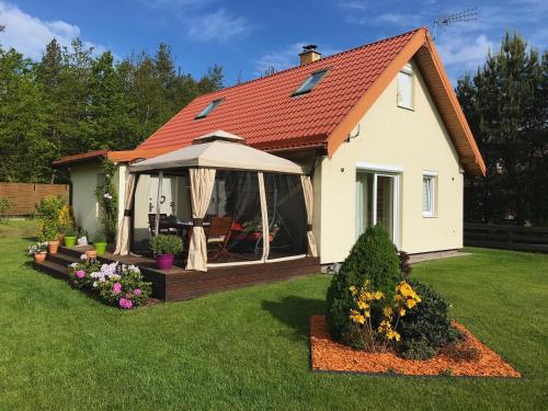 Dom letni Słoneczny Taras — hotel in Borek