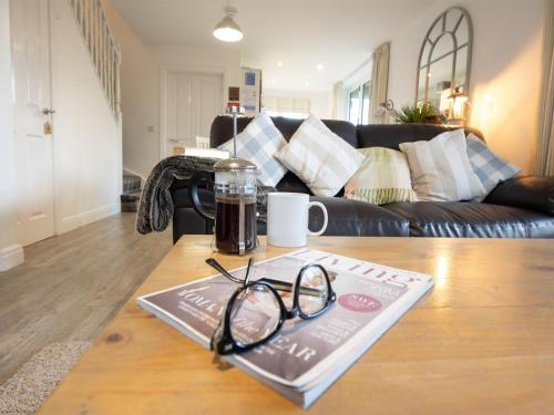 Oyster Cottage Part of the The Bay Filey Holiday Village with pool gym and direct beach access pub restaurant tennis and meadows walks