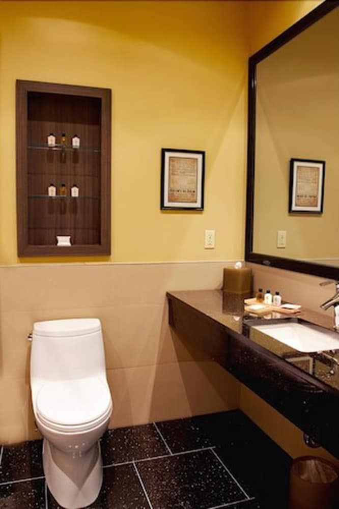 Opera House Hotel - photo 24