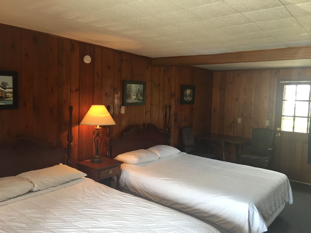 Blue Sky Motel - photo 3