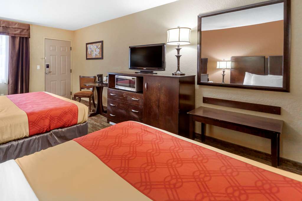 Econo Lodge Black Hills - photo 14