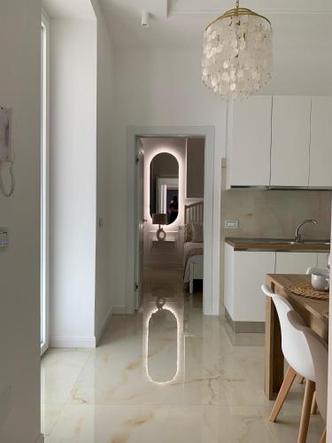 Ferdinando's Home — 4-Star Luxury Hotel in Naples, Italy