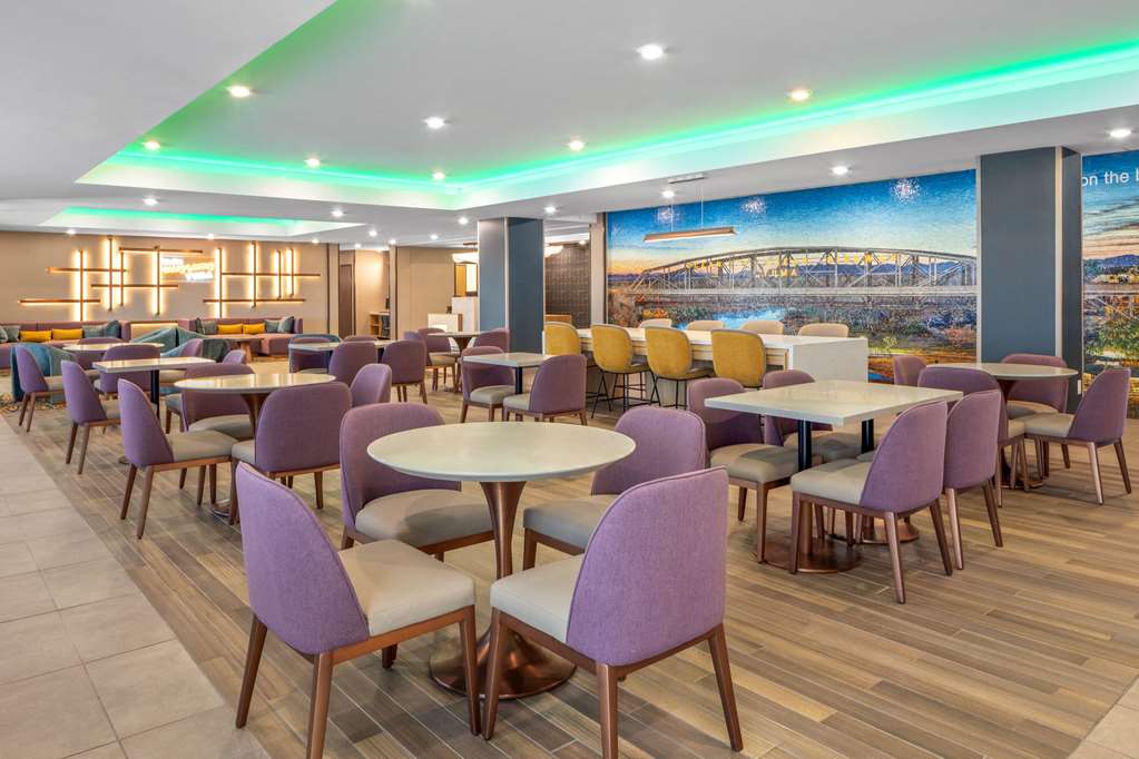 La Quinta Inn & Suites by Wyndham Yuma - photo 34