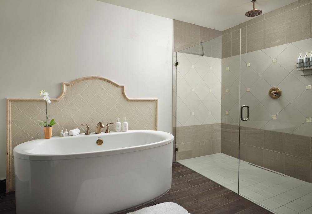 The Wilde Resort and Spa - photo 28