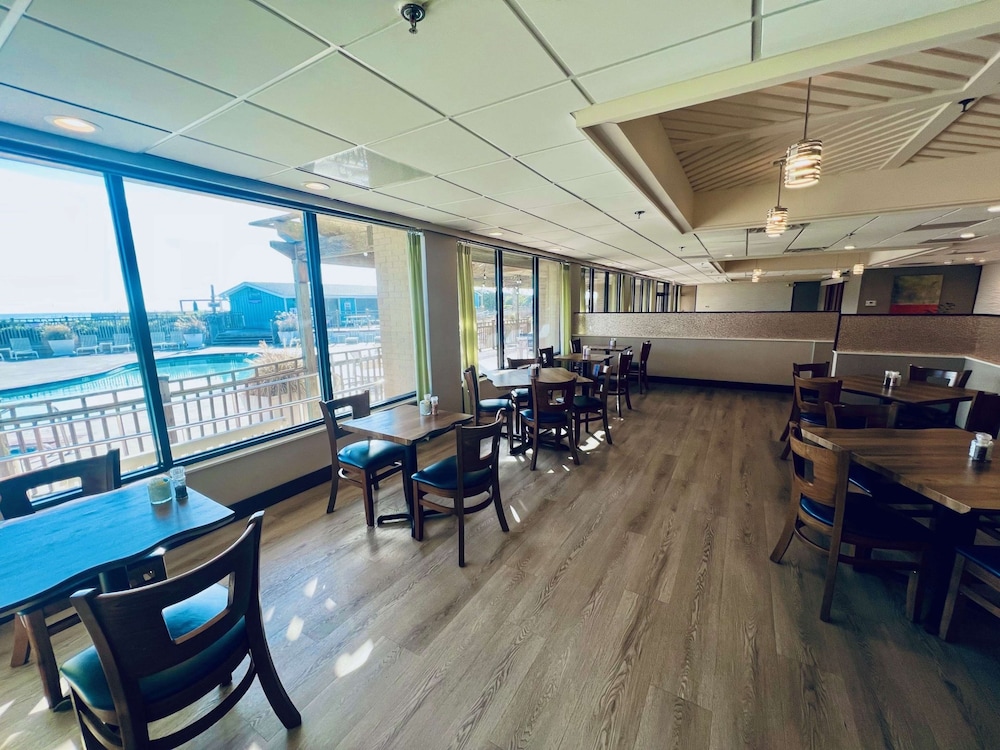 DoubleTree by Hilton Atlantic Beach Oceanfront - photo 22