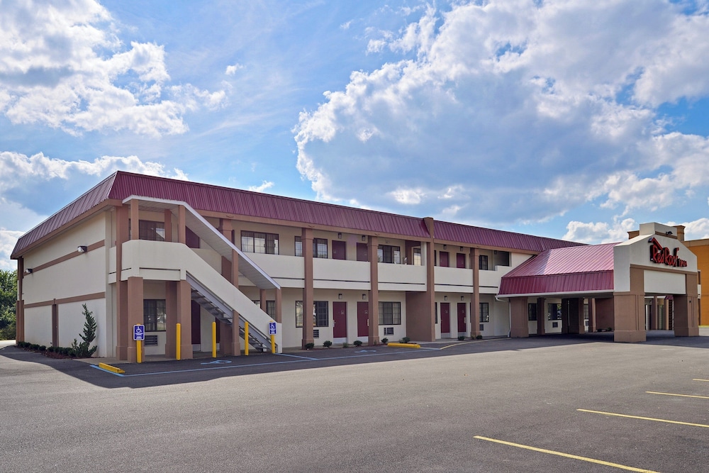 Red Roof Inn Marietta - photo 20