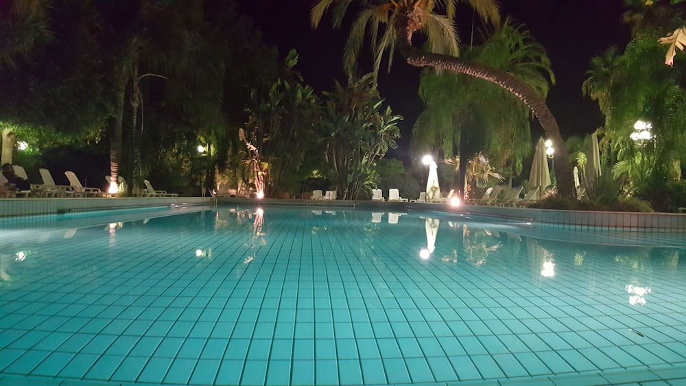 Garden Hotel — hotel in San Giovanni La Punta