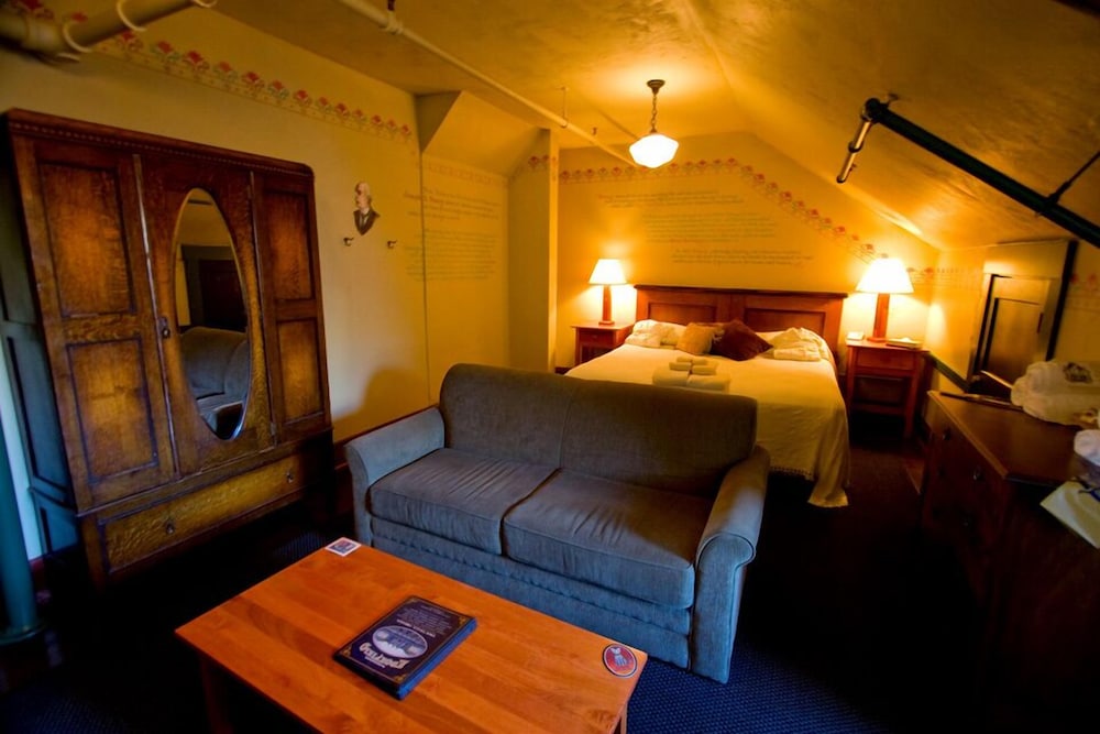 McMenamins Edgefield - photo 9