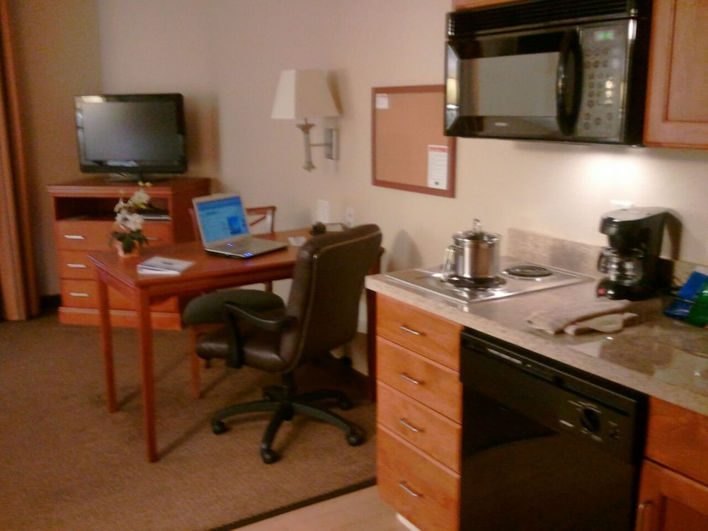 Candlewood Suites Greenville NC by IHG - photo 13