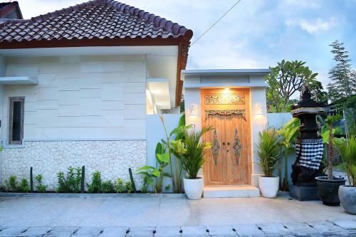 Bale Village Villa By Kasta Hospitality — 4-Star Luxury Hotel in Canggu, Indonesia