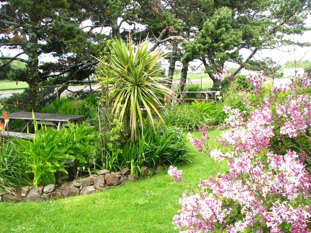 Pacific City Inn - photo 33