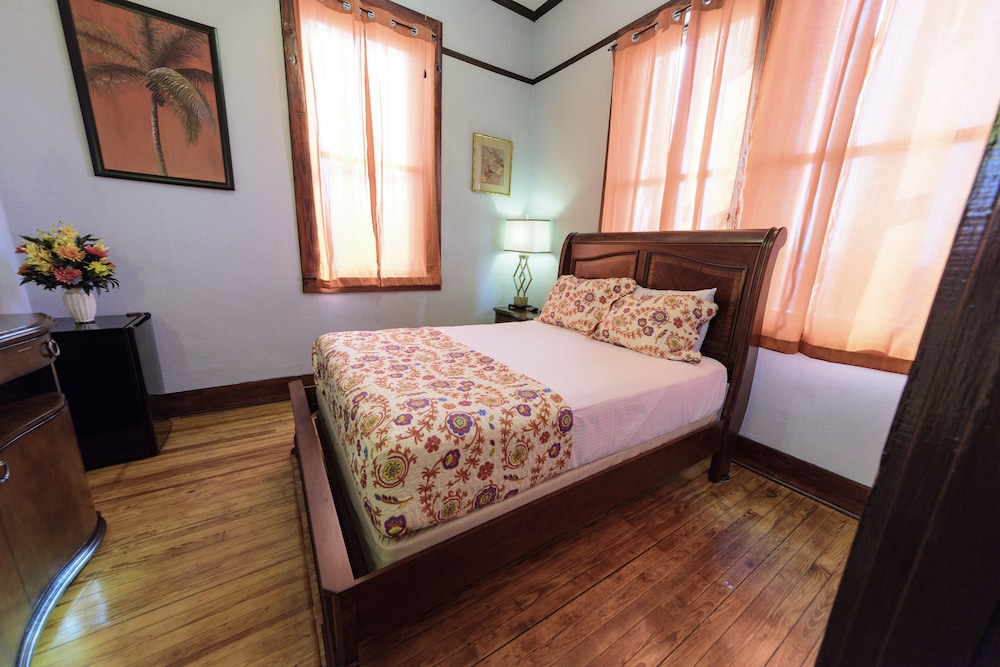 Hotel DeFuniak - photo 5