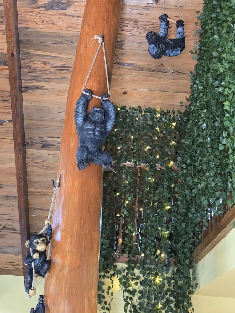 NEW Jungle Paradise Treehouse Suite With Resort Amenities Elevator Access Outdoor Kitchen Lagoon Lazy River Pool RV Hook up - photo 33