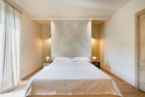 Asilo In Barolo The Apartments — 4-Star Luxury Hotel in Barolo, Italy