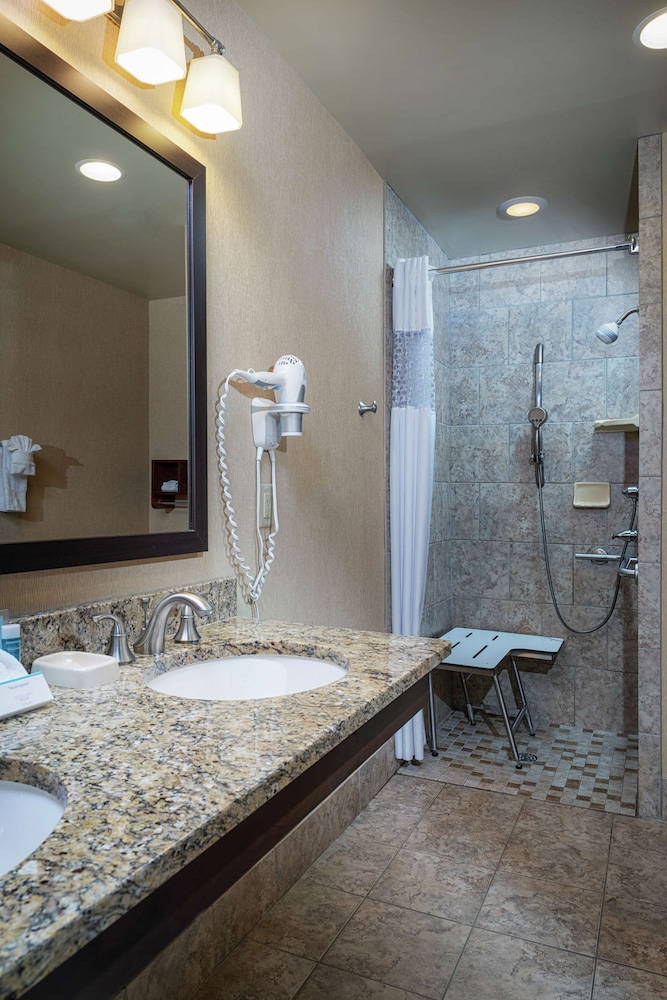 Hampton Inn Tuscaloosa University - photo 27