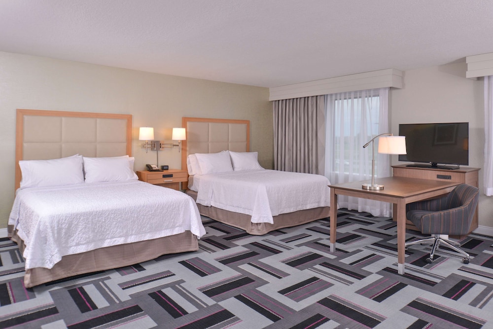 Hampton Inn & Suites Ames - photo 14