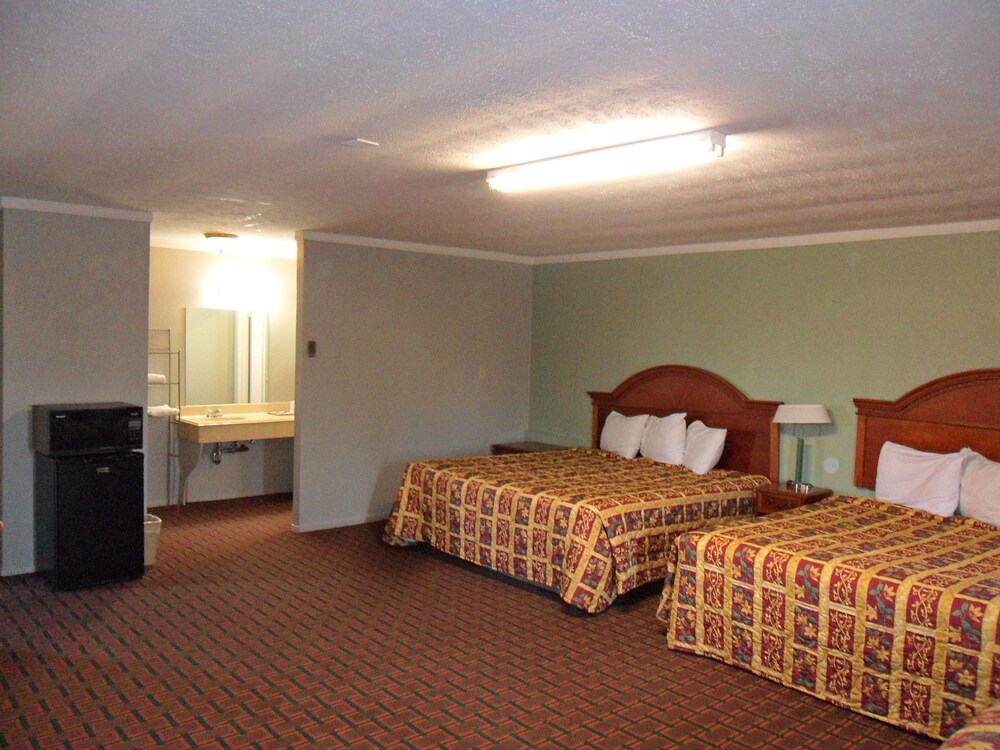 A Ok Motel - photo 4