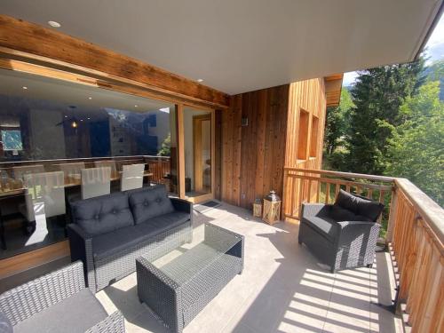 Imperial A201 T4 Cosy Au Roitet Avec Poele a Bois in Chatel, France