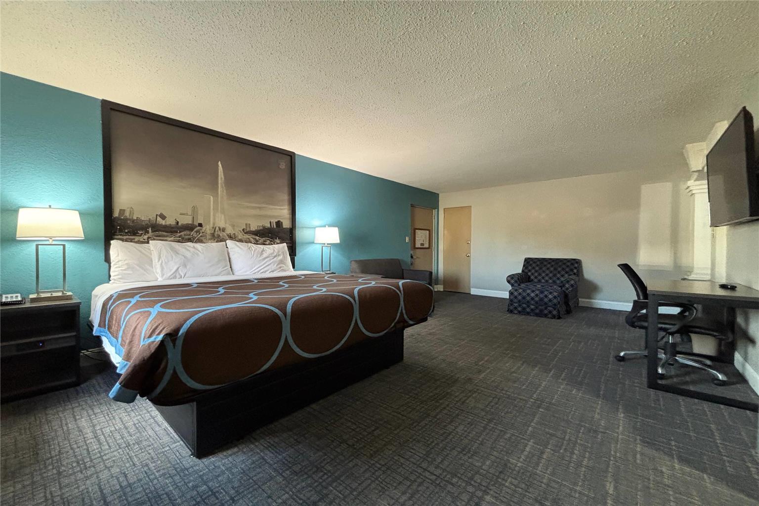 Super 8 by Wyndham Belleville St. Louis Area - photo 11