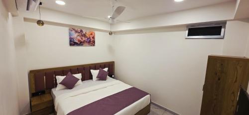 I Hotel — Ahmedabad — photo 4