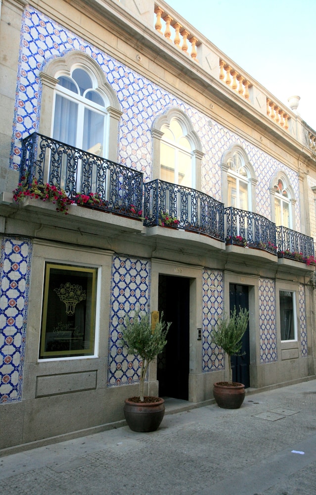 Casa Manuel Espregueira e Oliveira — 4-Star Luxury Hotel in Viana Do Castelo, Portugal