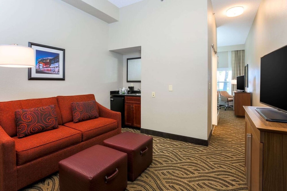 Hampton Inn By Hilton Memphis Southwind - photo 16