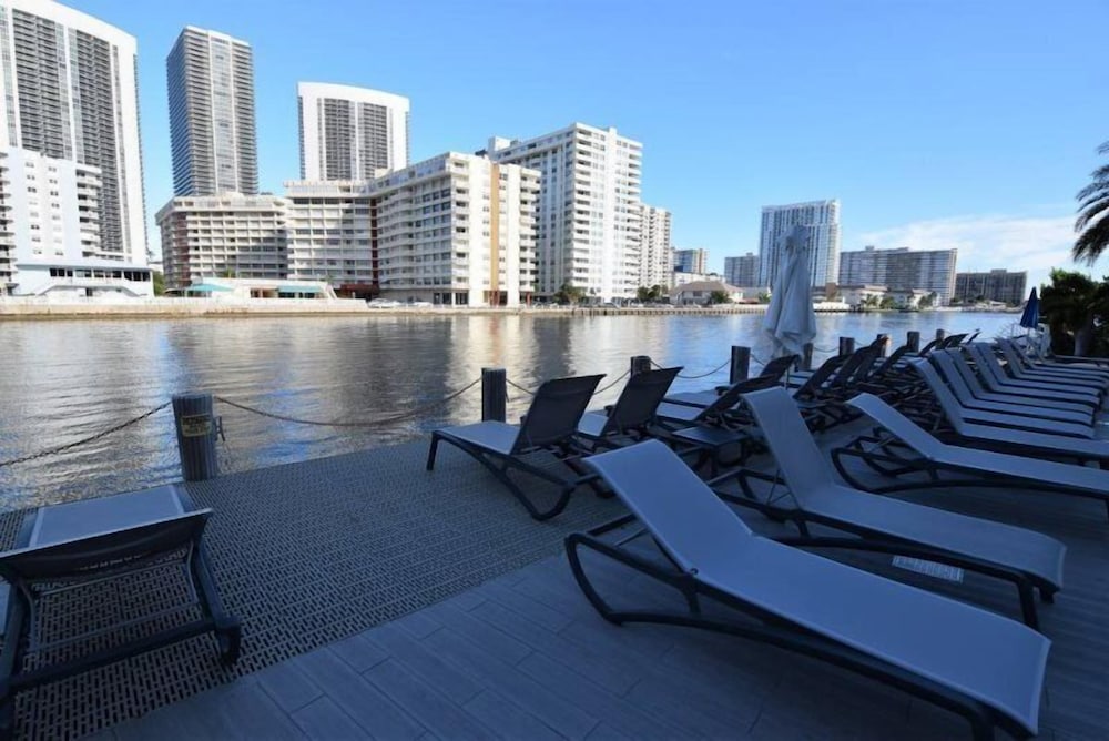2 Bedroom Unit Across From Ocean @ Beachwalk Resort - photo 44