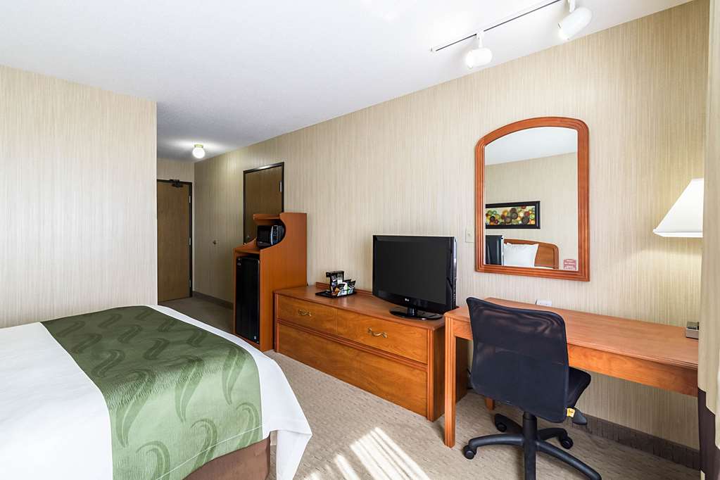Quality Inn Marshall near University - photo 10