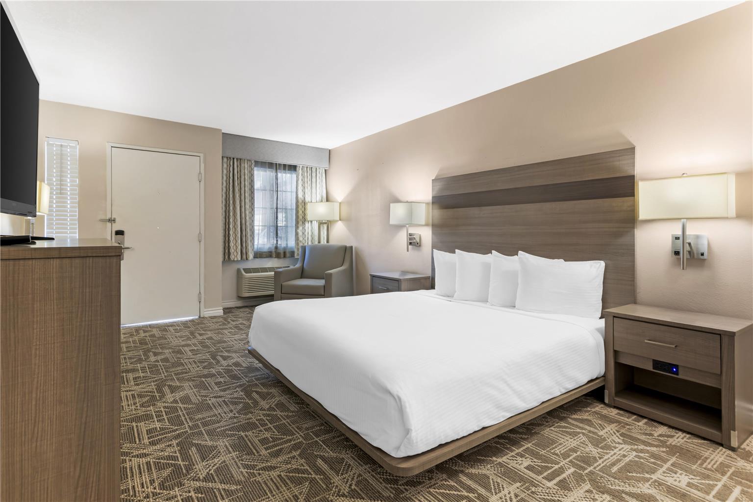 Best Western Kettleman City Inn & Suites - photo 24