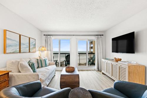 Pinnacle Port C1 401 - last minute hotel in Unknown City