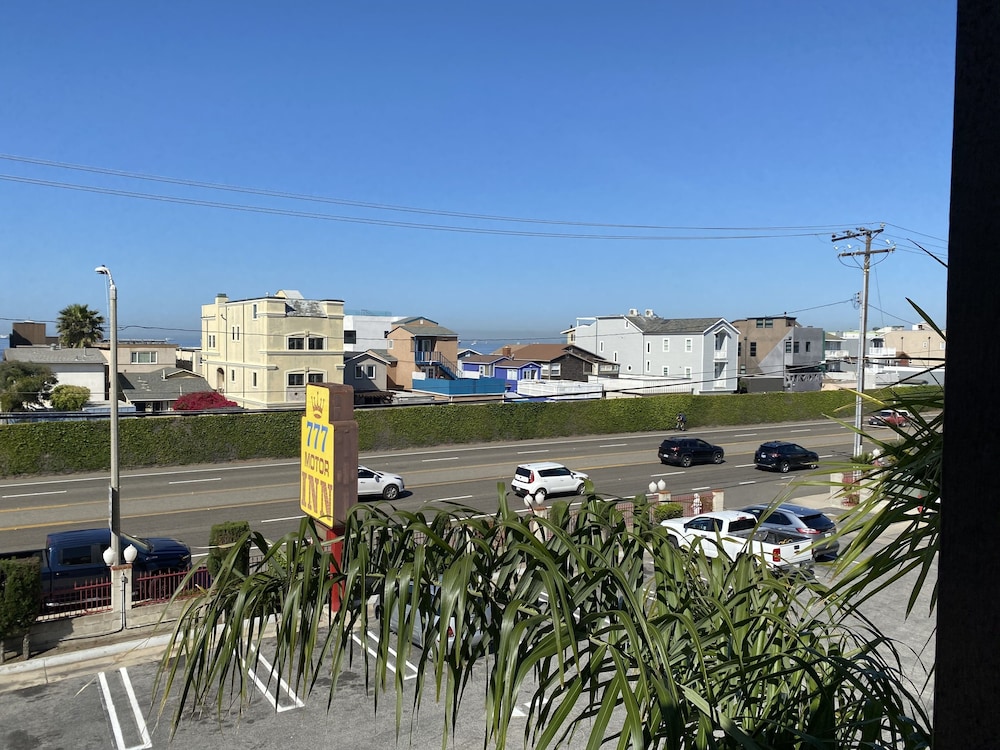 777 Motor Inn - photo 28