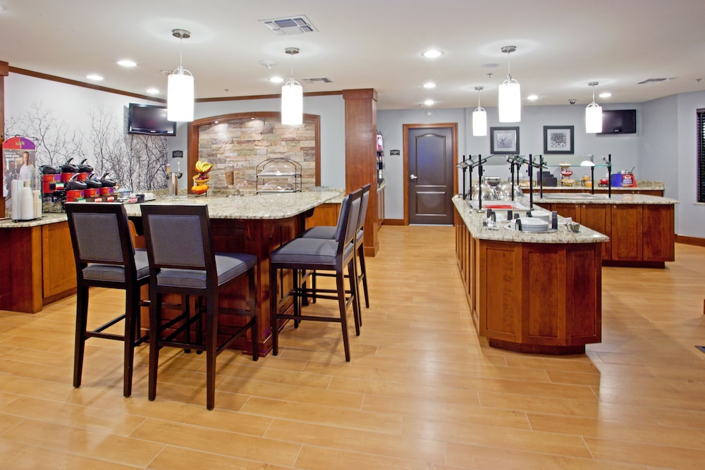 Staybridge Suites Lincolnshire by IHG - photo 32