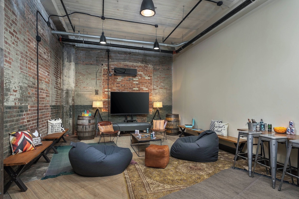 Moxy Chattanooga Downtown - photo 28