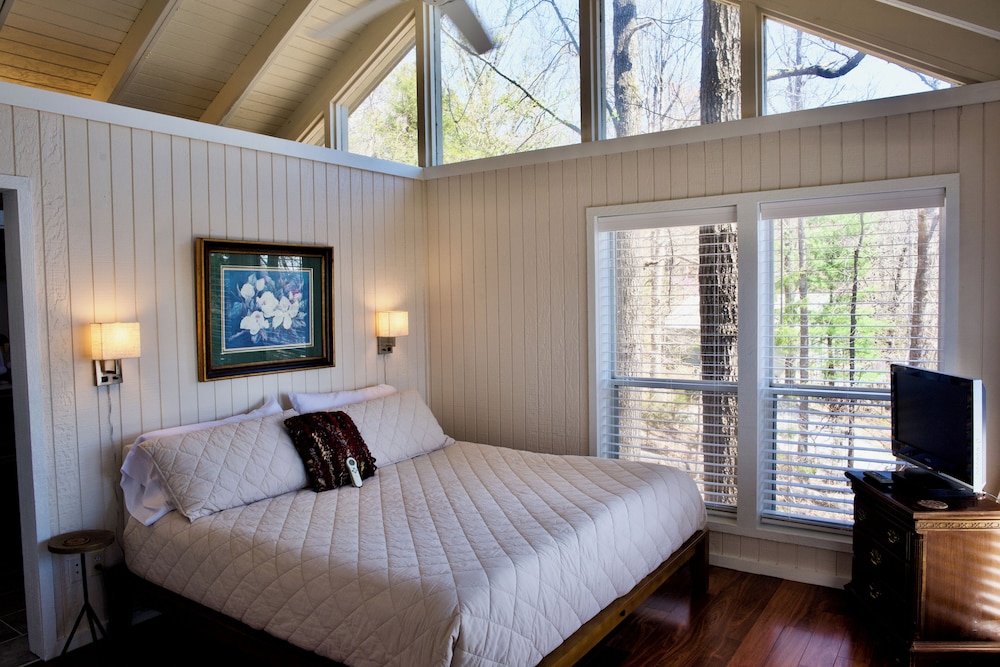 Beaver Lake Cottages - photo 13