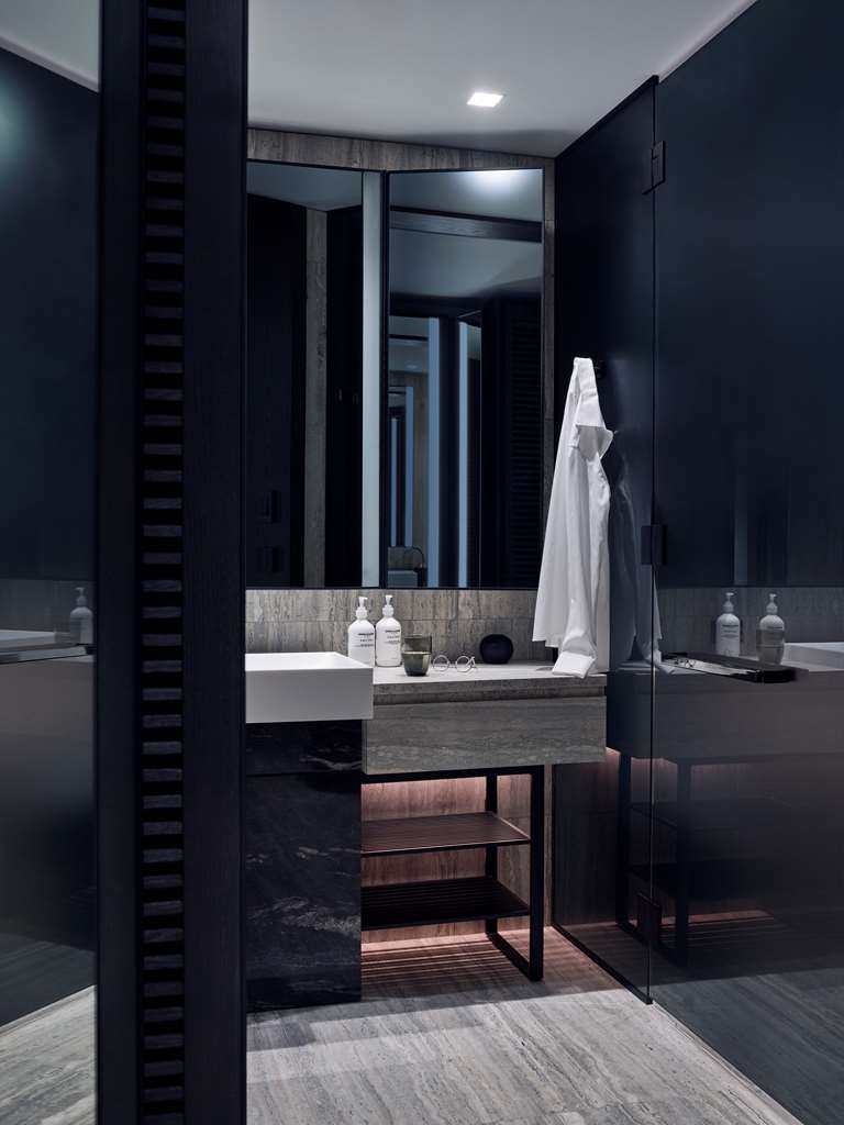 Equinox Hotel New York - photo 60